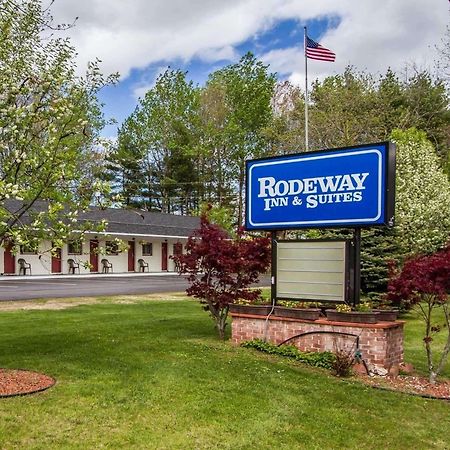 Rodeway Inn & Suites Brunswick Near Hwy 1 Buitenkant foto