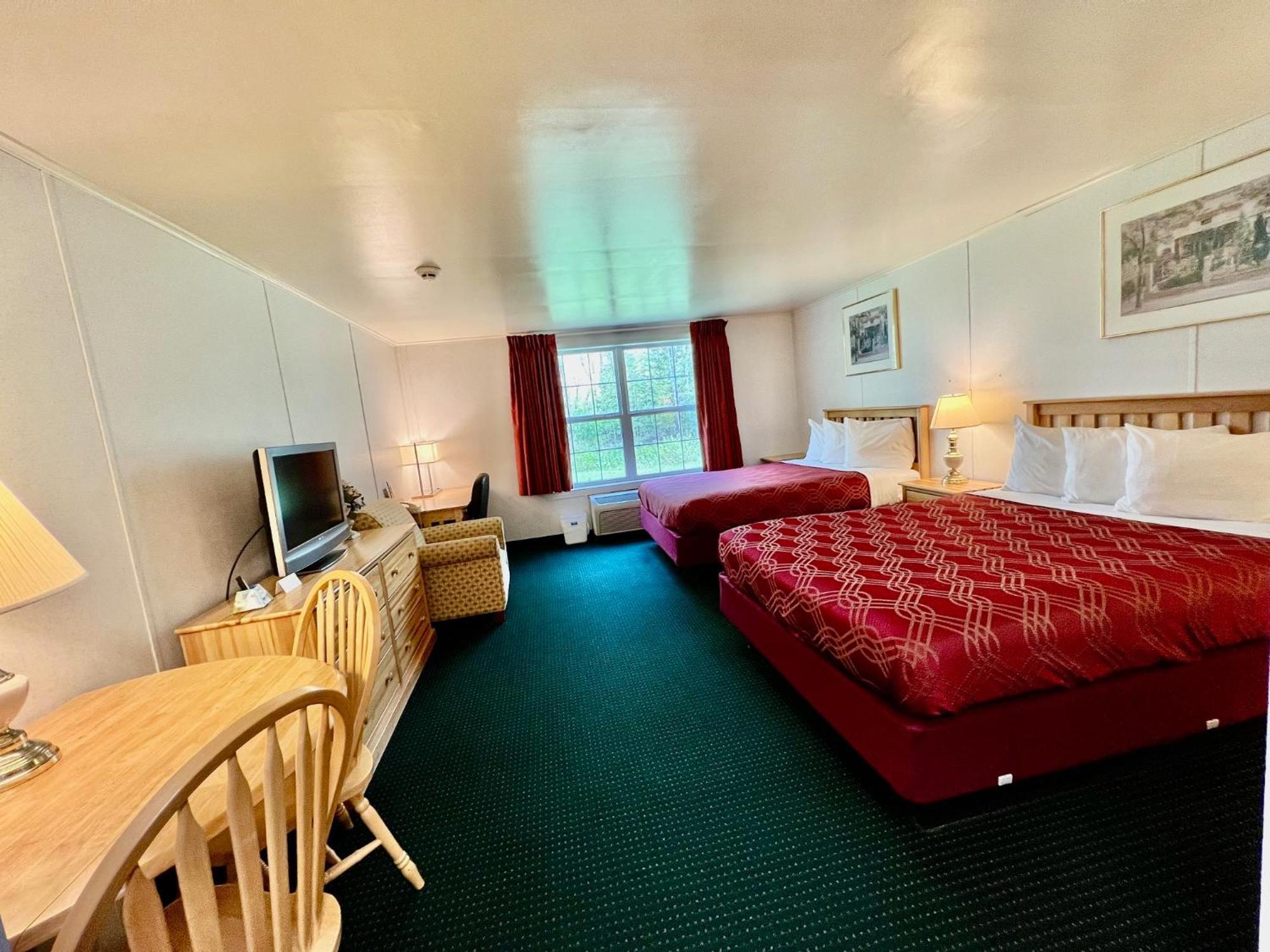 Rodeway Inn & Suites Brunswick Near Hwy 1 Buitenkant foto