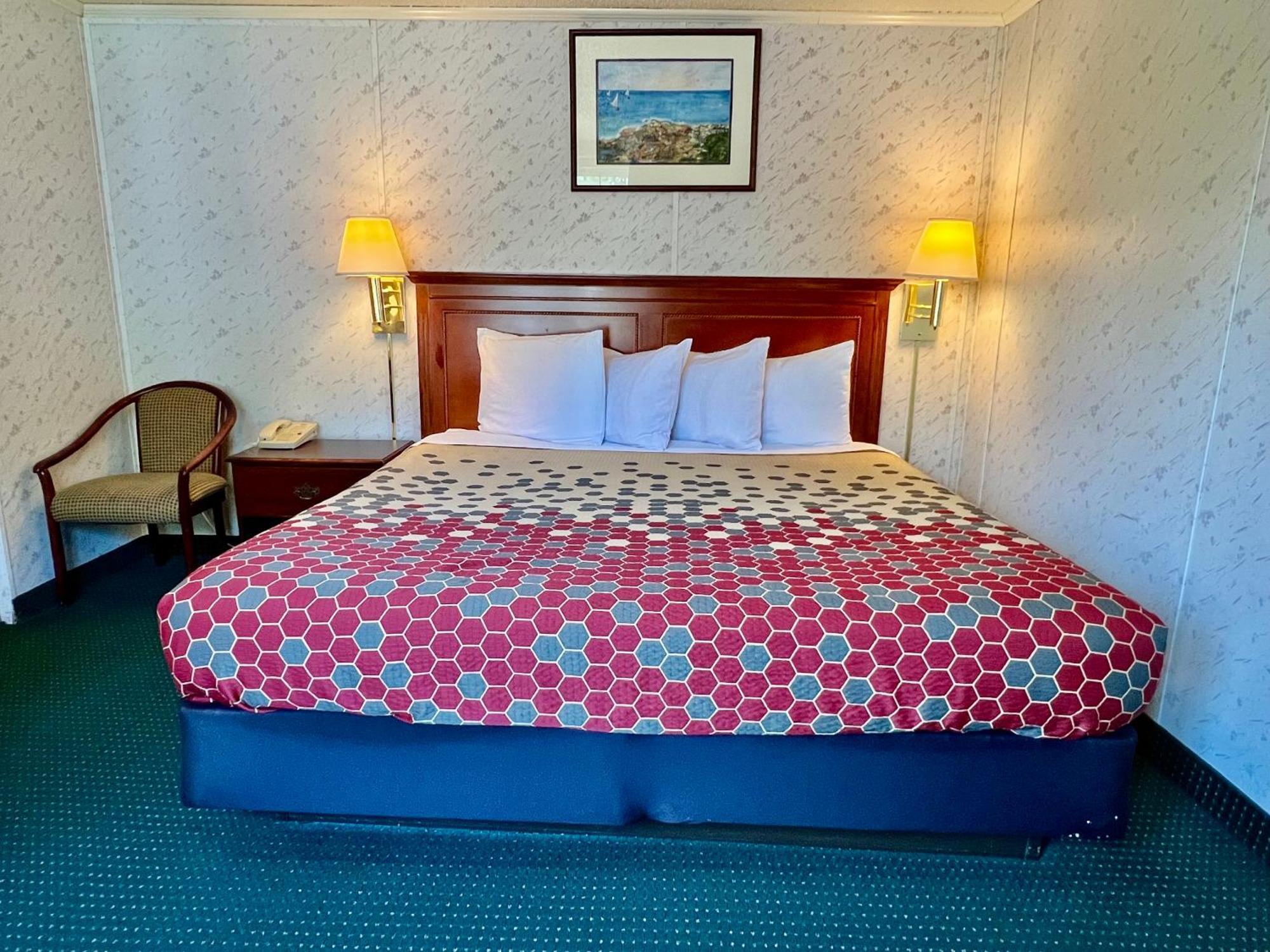Rodeway Inn & Suites Brunswick Near Hwy 1 Buitenkant foto